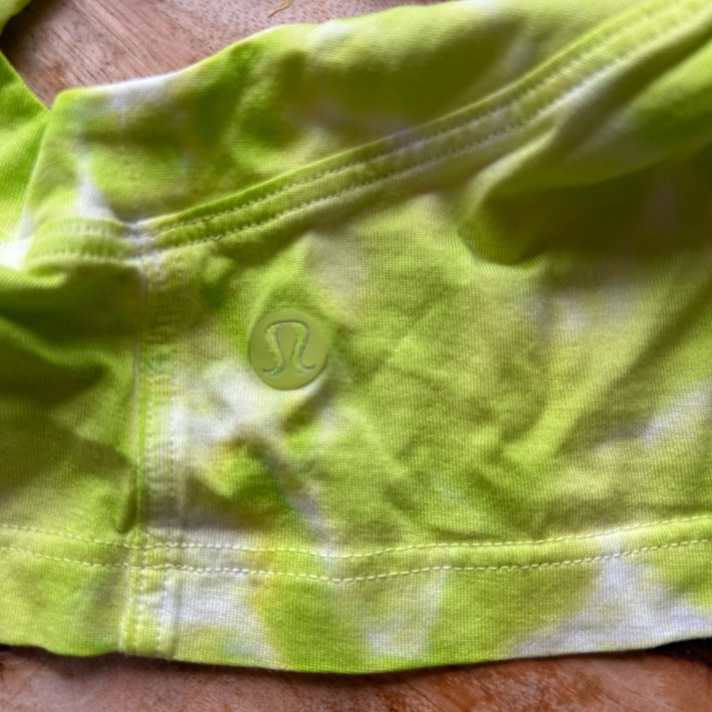 Lululemon Lime Green Tie Die crop tank - Picture 2 of 2